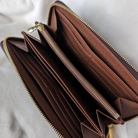 Louis Vuitton Bags Louis Vuitton Zip Around Brown Leather Monogram